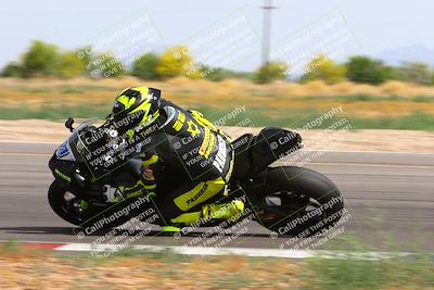 media/Apr-30-2023-CRA (Sun) [[020fcf5d43]]/Race 11-600 Expert Superbike/